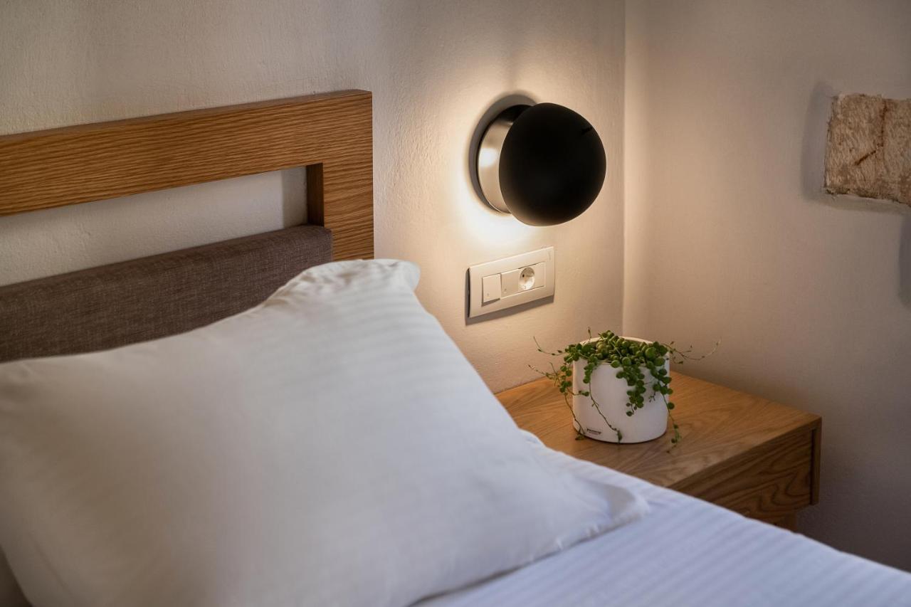 Hotel Off La Canée Extérieur photo