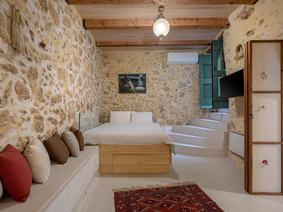 Hotel Off La Canée Extérieur photo