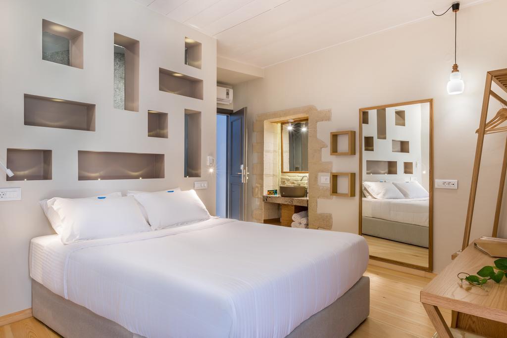 Hotel Off La Canée Extérieur photo